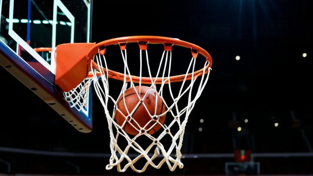 Echipa feminină de baschet Louisville a învins Morehead State cu 96-49