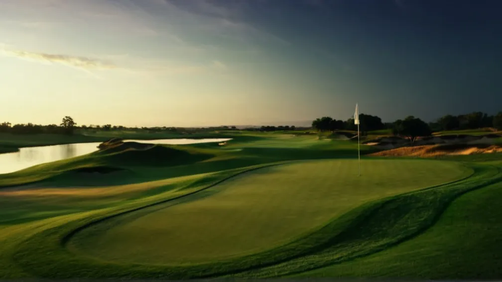 Campionatul Butterfield Bermuda: Adam Hadwin conduce după suspendarea rundei a doua