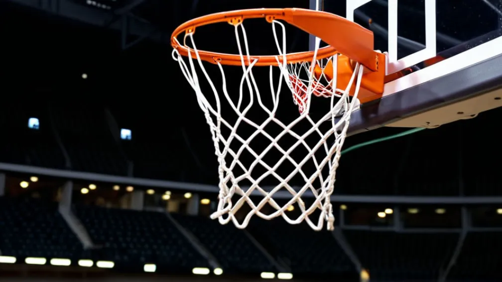 Duel crucial în Conferința de Est: Philadelphia 76ers înfruntă Milwaukee Bucks