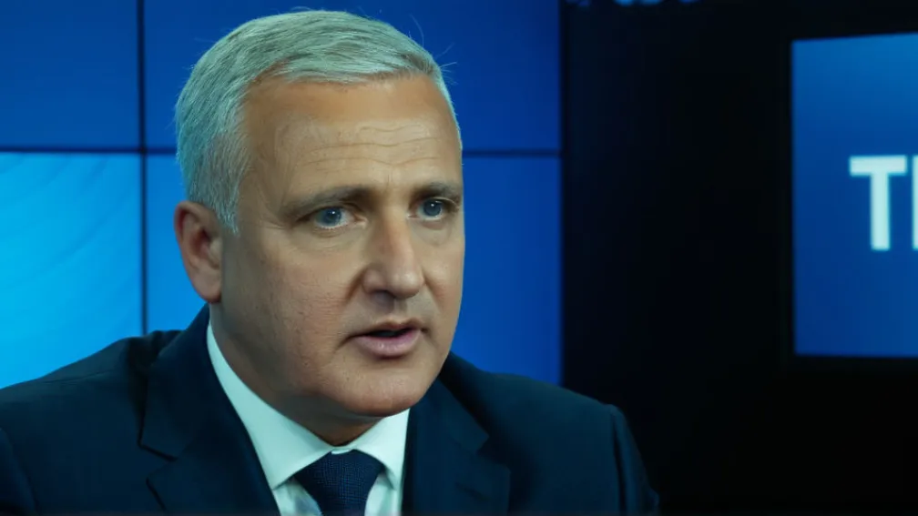 Impactul inteligenței artificiale asupra pieței muncii