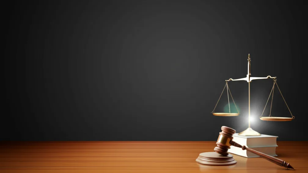 Atacurile lui Trump asupra firmelor de avocatură afectează activitatea pro bono