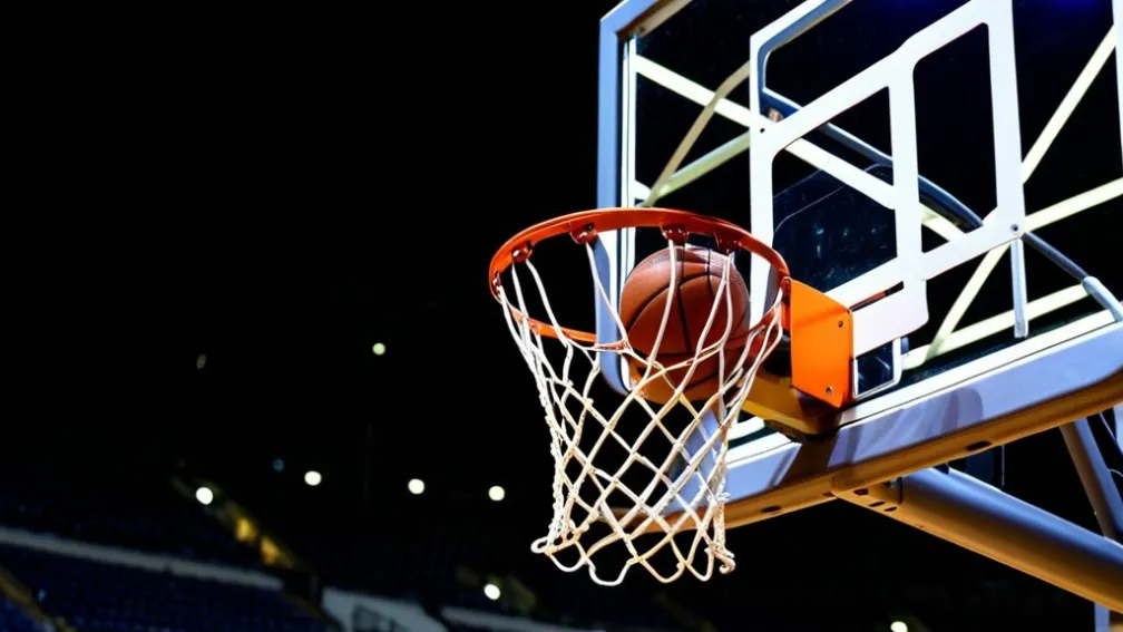 Victorie convingătoare pentru George Washington: Maine învinsă la debutul sezonului cu 67-47