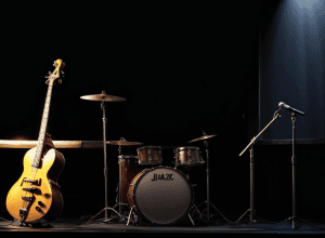 Revenire controversată: Un basist de jazz condamnat pentru acuzații legate de terorism încearcă să-și relanseze cariera