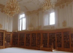 Palatul Memoriei: Cum poeziile și amintirile ne modelează lumea interioară
