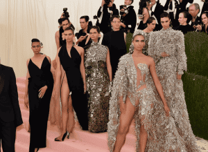 Met Gala 2025: Culoarul roșu, scenă politică pe fondul dezbaterilor privind diversitatea în SUA