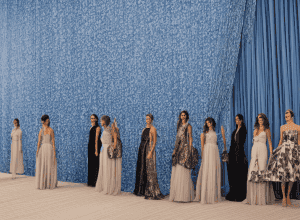 Met Gala 2025: 15 ținute de neuitat de la celebrități pe covorul "albastru"