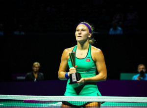 Elena Rybakina a Câștigat WTA Finals, Învingând-o pe Liderul Mondial Sabalenka