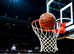 Notre Dame o găzduiește pe Detroit Mercy după victoria cu 24 de puncte a lui Markus Burton