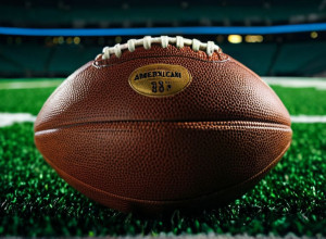 Patru pase de touchdown ale lui Jacob Clark duc Missouri State la a cincea victorie consecutivă împotriva UTEP