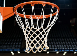 Northwestern domină Cleveland State cu 110-63 într-un meci spectaculos de baschet