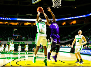 North Texas învinge Central Arkansas cu 74-56
