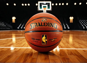 Victorie spectaculoasă pentru Queens: Ashby a condus echipa la 101-94 împotriva UNC Greensboro