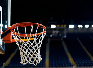 High Point învinge UIC cu 90-80