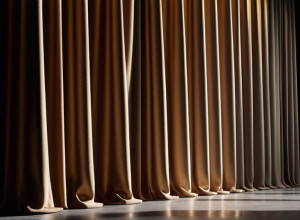 Balmain îl numește pe Antonin Tron director de creație, marcând o schimbare către designul axat pe material