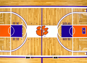 Clemson Tigers își încep sezonul acasă împotriva echipei New Hampshire Wildcats