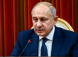 Fantomele trecutului: Impactul istoriei asupra politicii moderne