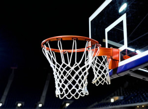 UMKC joacă împotriva Lindenwood într-un meci de baschet în deplasare