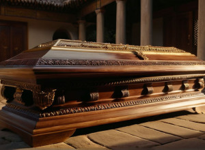 Miracol în Thailanda: Femeie "înviată" în sicriu înainte de incinerare