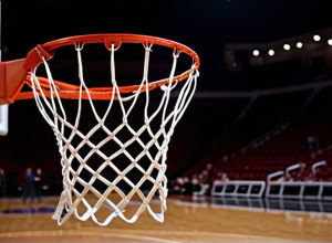 Fresno State învinge Stephen F. Austin într-un meci tensionat, 80-78