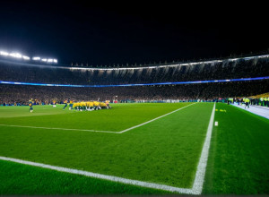 Notre Dame pierde doi jucători defensivi cheie pe final de sezon din cauza accidentărilor