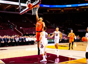 UMass învinge Oregon State cu 73-65