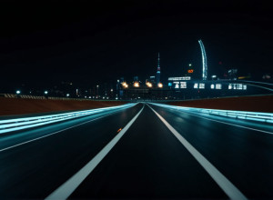 Lando Norris își apără avantajul în clasamentul Formulei 1 la Las Vegas, în timp ce campionii NASCAR și IndyCar sunt coroanați