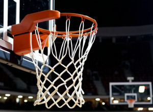 Baschet universitar: Michigan State Spartans înfruntă East Carolina Pirates în Florida