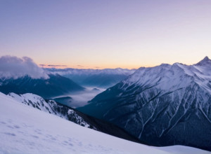 Sezonul de schi 2025-2026: Primele pârtii se deschid în America de Nord