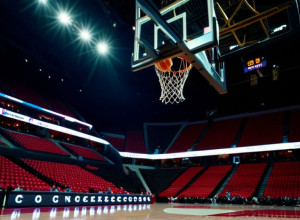 Duel de baschet: Bowling Green Falcons înfruntă VMI Keydets în Florida