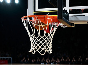 Iowa Învinge Western Illinois cu 86-69 în Baschetul Feminin Universitar