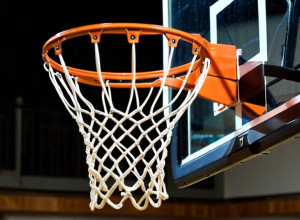 Harvard Caută Să Oprească Seria De Trei Înfrângeri Împotriva Echipei Bryant