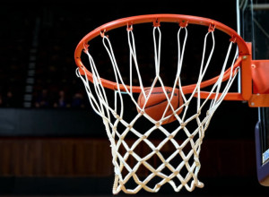 CSU Fullerton învinge Pepperdine cu 83-69, Ward strălucește cu 19 puncte