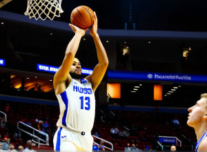 Meci de baschet: Houston Christian Huskies împotriva New Orleans Privateers