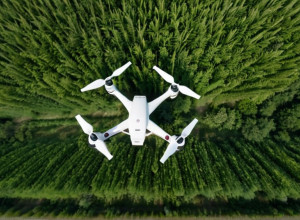 Poliția din Moldova investighează o dronă confundată cu o jucărie și luată acasă de un locuitor