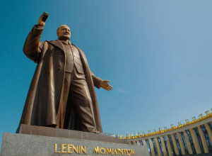 Monumentul lui Lenin din Kiev