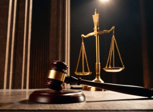 Donald Trump îl grațiază pe congresmanul democrat Henry Cuellar, acuzând "sistemul de justiție transformat în armă"