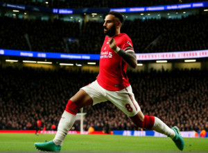 San Jose Sharks se confruntă cu Dallas Stars în încercarea de a opri seria de înfrângeri în deplasare