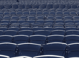 Spectator eliminat de la meciul "Toronto Blue Jays" din cauza unei șepci MAGA