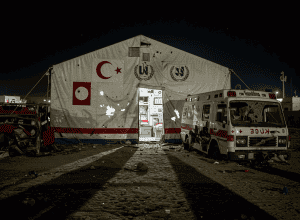 Armata israeliană admite «erori profesionale» în uciderea medicilor din Gaza