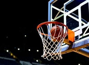 Victorie convingătoare pentru George Washington: Maine învinsă la debutul sezonului cu 67-47