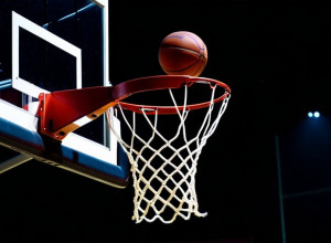 Houston Christian învinge UL Monroe cu 72-61 într-un meci de baschet captivant