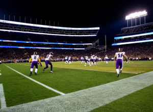 Northwestern învinge Minnesota într-un meci palpitant pe Wrigley Field