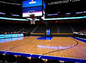 Victoria Copleșitoare: Coastal Carolina Învinge North Dakota cu 75-58, Dancier Strălucind cu 31 de Puncte