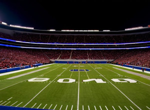 LJ Martin Propulsează BYU către Victorie Împotriva Cincinnati cu un Record Personal de 222 Yarzi