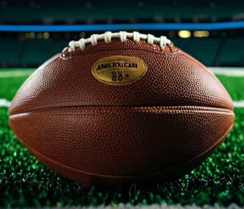 Patru pase de touchdown ale lui Jacob Clark duc Missouri State la a cincea victorie consecutivă împotriva UTEP