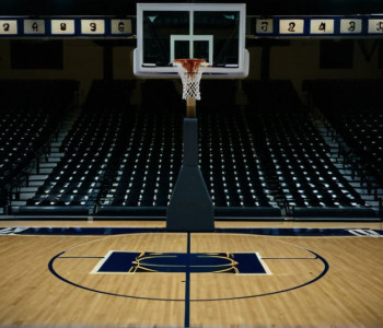 Confruntare de baschet universitar: Charleston Southern Buccaneers înfruntă Citadel Bulldogs