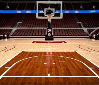 Victorie convingătoare: Villanova învinge Queens University cu 94-74