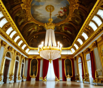 Descoperiți Secretele Palatului Colonna din Roma: O Bijuterie Ascunsă a Artei și Istoriei