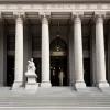 ICE își schimbă tactica: Un elev de liceu, reținut lângă tribunal în New York