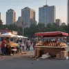 O rază de normalitate în mijlocul războiului: Povestea vânzătorului de hot dog din Harkiv